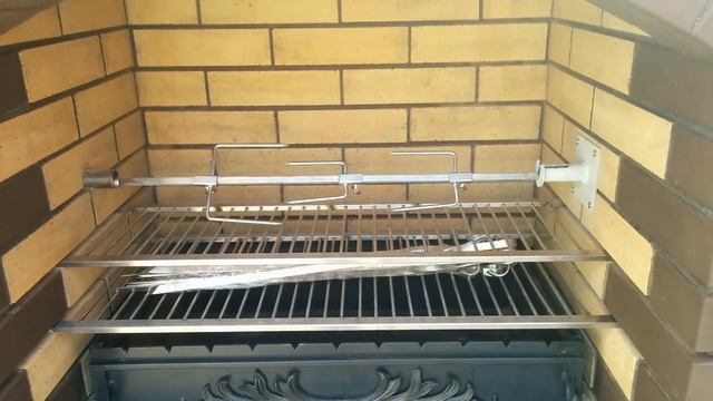 Барбекю с электровертелом kaminochag.ru 8(495)973-51-55 смотреть онлайн