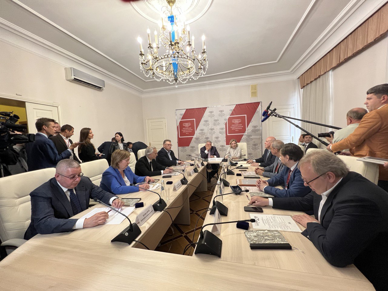 В Санкт-Петербурге прошло заседание Попечительского совета Российской национальной библиотеки