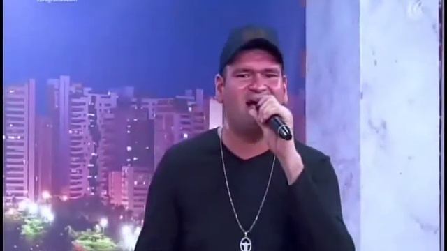 VITOR LOPES CANTANDO NEGUE UM GRANDE SUCESSO DE NELSON GONÇALVES NO PROGRAMA DO ALRI смотреть онлайн