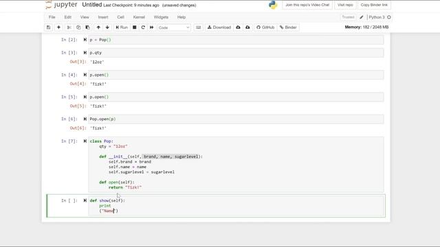 What are Python Classes