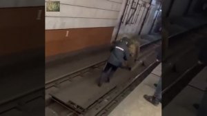 УЖАСЫ в МЕТРО. Будёновец.