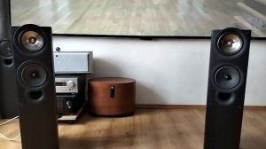 kef iq7