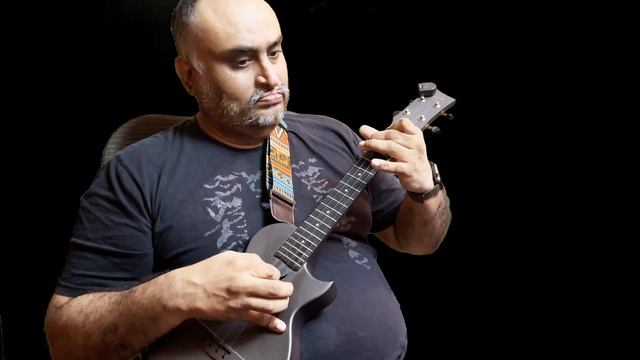 Ukulele Progress Week 40 - With A Little Help From My Friends смотреть онлайн