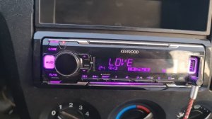Kenwood kmm-123y добротная балалайка
