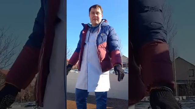 на территории церкви Святого Андрея ...Sul territorio della Chiesa di Sant'Andrew.