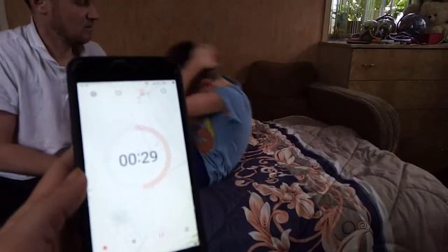 Вот вам и рекорд Гиннесса! 10 лет за минуту пресса 71 раз. смотреть онлайн