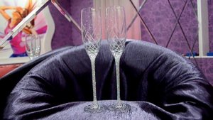 Свадебные бокалы в стразах https://vk.com/club53829666