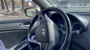 Руль сам крутится, кто знает по чему?