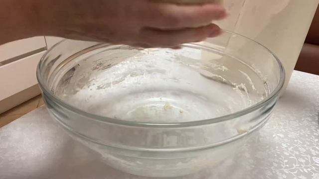 ОЧЕНЬ ВКУСНО .ПИРОЖКИ с ЗЕЛЕНЫМ ЛУКОМ и ЯЙЦОМ. ТЕСТО ПУХОВОЕ смотреть онлайн