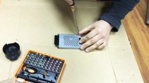 Чистка контактов на жестком диске моноблока LENOVO C200