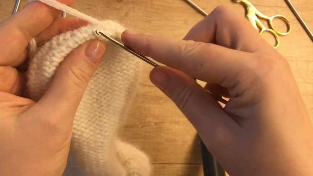 ВАРЕЖКИ ИЗ ПУХА НОРКИ