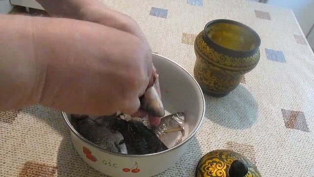 КАРАСЬ ЗАПЕЧЁННЫЙ В ДУХОВКЕ, с картошкой и луком. Вкусный ужин.
