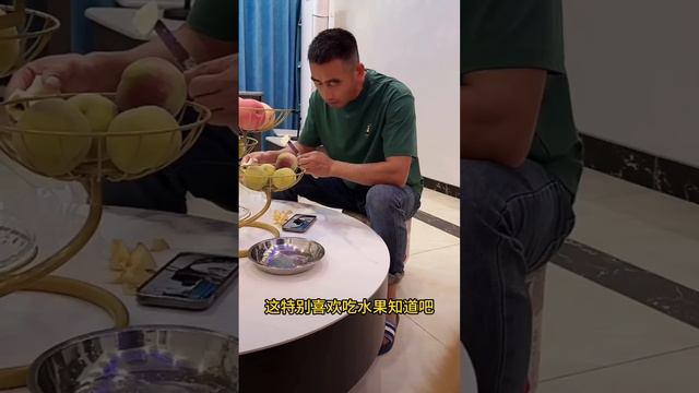 豆豆的雕像到家了，我们都太想念她了 ❤️#聪明旺豆豆 смотреть онлайн