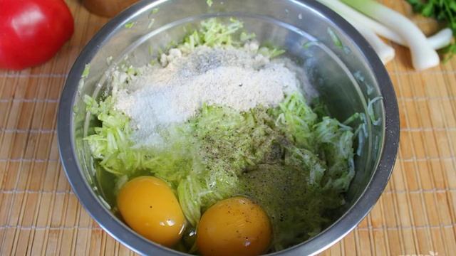 Торт из кабачков с грибами