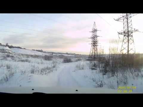 Renault Duster зимой в поле смотреть онлайн