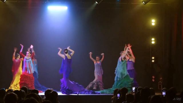 Bulerias con bata de cola смотреть онлайн