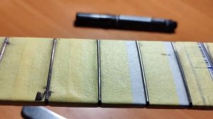 Шлифовка выравнивание и закатка ладов гитары