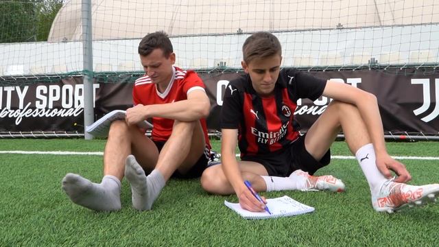 ОН ПОСТАВИЛ его на МЕСТО своими ЗНАНИЯМИ / ЕГОРОВ и ФЕЛИКС - ШКОЛЬНЫЕ ВОПРОСЫ смотреть онлайн