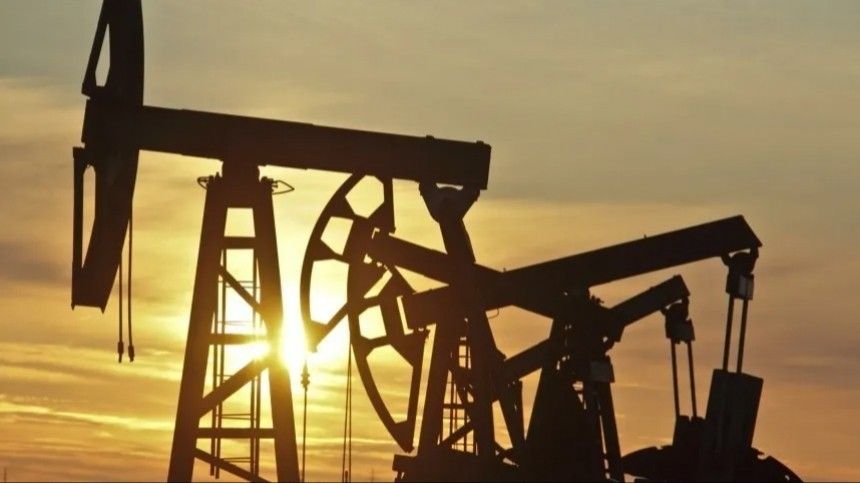 Европа начала тайно закупать нефть у России и может сорвать санкции
