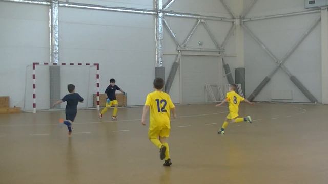 11.02 Зимнее Первенство 2014 Урарту-2 - СШОР-8 (0-3) Туполева смотреть онлайн