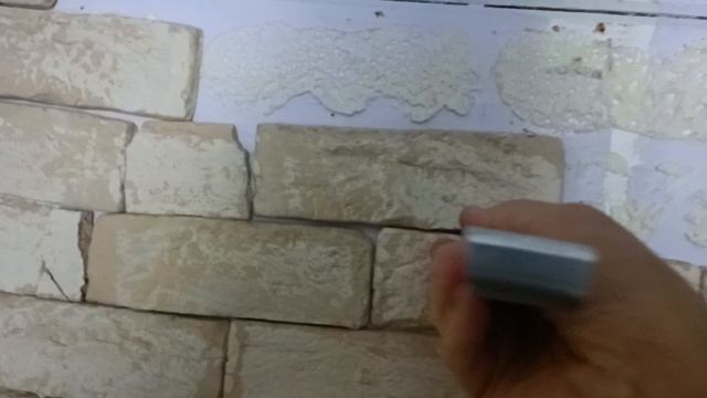 Тестируем плитку приклеенную на монтажную пену! смотреть онлайн