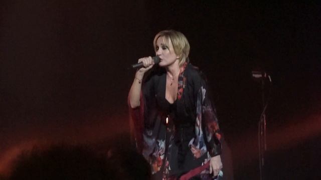 Patricia Kaas - Sans tes mains. 21.11.2017 Санкт-Петербург смотреть онлайн