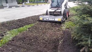 Bobcat S 185. Культиватор.