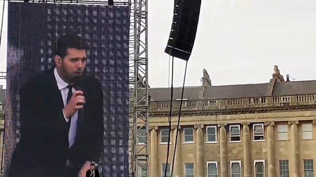 Micheal Buble 15.07.2022 Royal Crescent Bath #MBHigherTour смотреть онлайн
