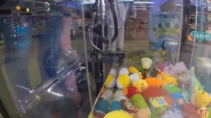 АВТОМАТ С ИГРУШКАМИ ЧЕЛЛЕНДЖ #2 Как Достать Мягкую Игрушку из Игрового Автомата /// Вики Шоу