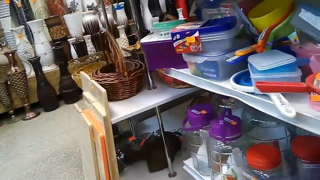 Едем на оптовую базу за подарком. Попадаем в магазин "Музей"? смотреть онлайн