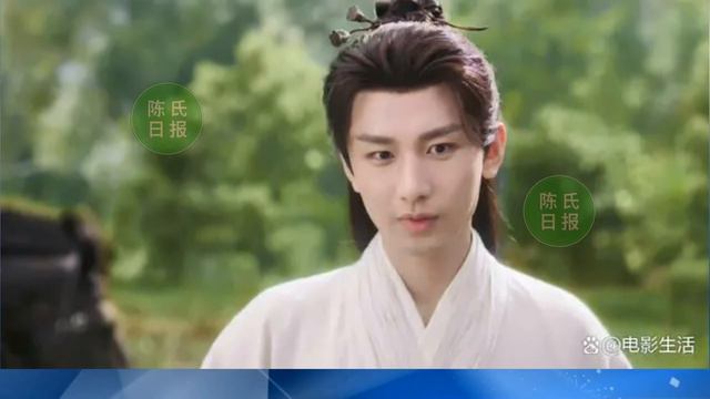 【陈氏日报9月12日】#肖战 继续“遨游”世界！主演《#玉骨遥》韩国定档。猫眼角色热度榜排名，肖战稳居第一。电影编剧赵凝被肖战“圈粉”！#xiaozhan #showbiz
