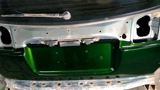 Candy Brillic by Sky. Кэнди с перламутром на чёрной подложке смотреть онлайн