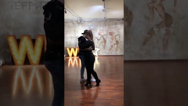 Кизомба с Дугласом