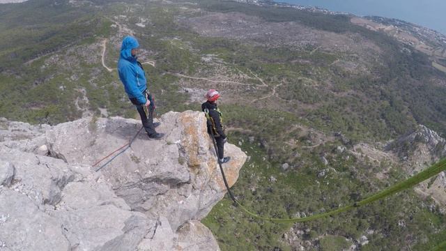 Прыжки с 235 метровой Шаан-Каи с командой RAPT - Илья смотреть онлайн