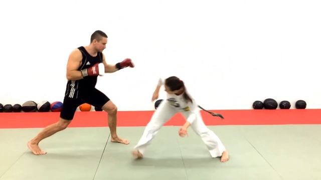 Капойэра против боксера смотреть онлайн