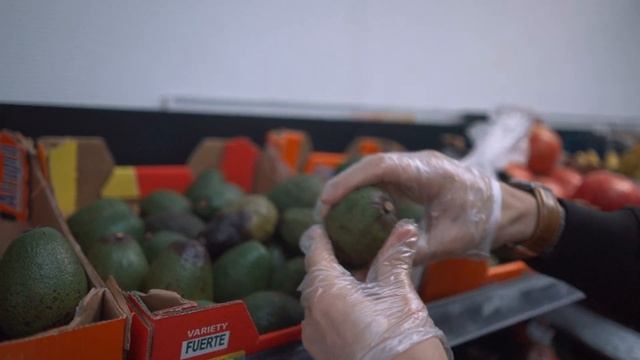 Жизнь в России.Условия с которыми мы сталкиваемся в стране и как с этим справляются за границей. смотреть онлайн