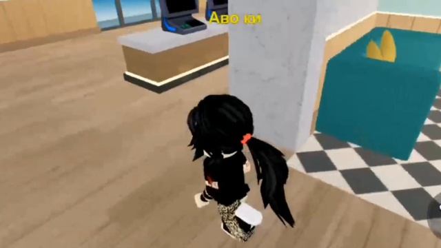 РАБОТАЮ ДИГУСТАТОРОМ В ЛАЙФ ТОПИЕ! ROBLOX ШОУ! смотреть онлайн