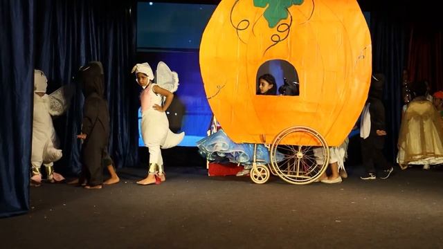 Cinderella Skit смотреть онлайн