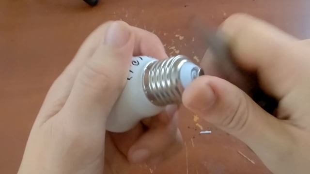 Продлить работу светодиодной лампы уменьшить ток простой ремонт доработка сгорел светодиод LED #2 смотреть онлайн