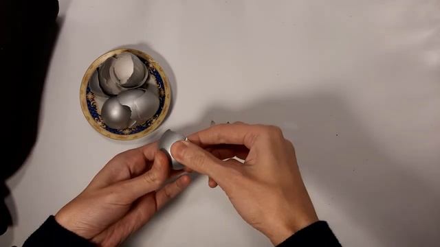 Ваза своими руками из пластиковой бутылки и яичной скорлупы. Поделки из пластиковых бутылок. смотреть онлайн