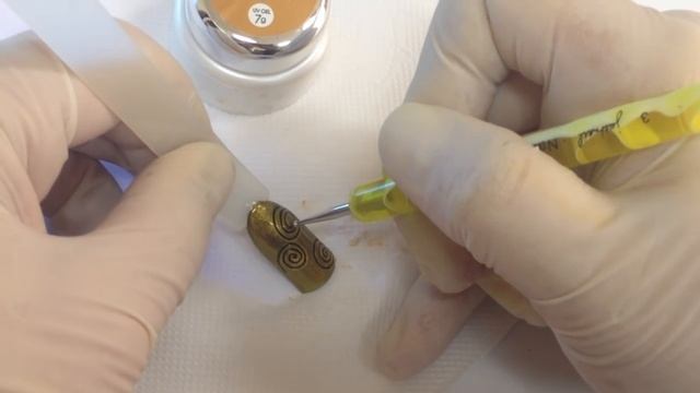 Дизайн ногтей гель-пастой Tartiso "Золото ацтеков" смотреть онлайн