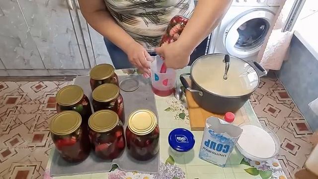 Обалденно ВКУСНЫЕ ОГУРЦЫ ? Разлетаются за Секунду ❗❗❗ Хрустящие маринованные ОГУРЦЫ со СВЁКЛОЙ ?? смотреть онлайн