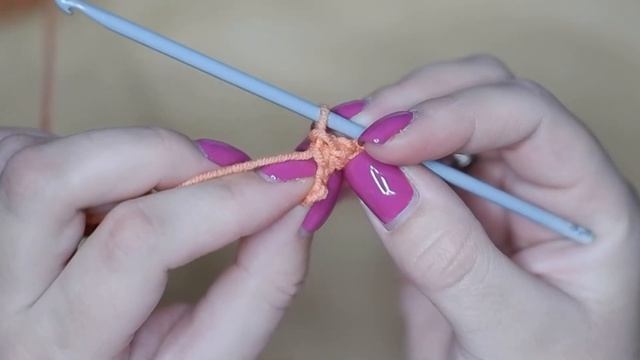 ТЕПЛАЯ ПОВЯЗКА НА ГОЛОВУ КРЮЧКОМ || Вязание крючком для начинающих || Как связать повязку крючком