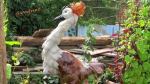 Самодельные украшательсва из пластиковых бутылок для дачи