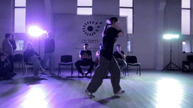 BGirls 1vs1 pro, 7 to smoke 8 Palms, "All Option" Battle, Moscow, 1 April 2023 смотреть онлайн