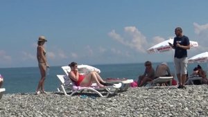 БИКИНИ розыгрыш на публике - УДИВИТЕЛЬНАЯ РЕАКЦИЯ