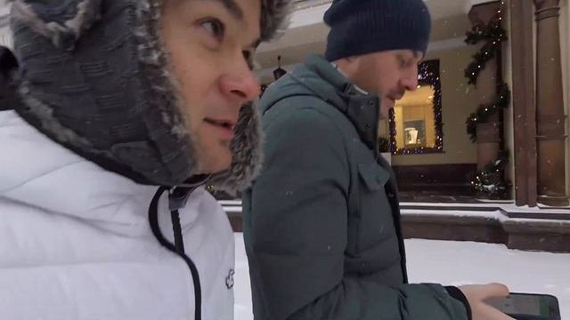 Как парковаться в Москве. Корпоративчик в Parkly. Катаемся на Tesla