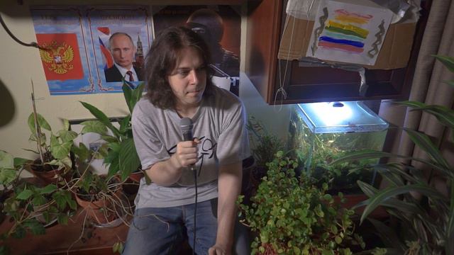 Тимофей Рогачев думает второй раз и рисует
