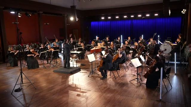 DMITRY SINKOVSKY: Mozart - Symphony No. 38 in D major, K. 504 “Prague” (I. Adagio - Allegro) смотреть онлайн