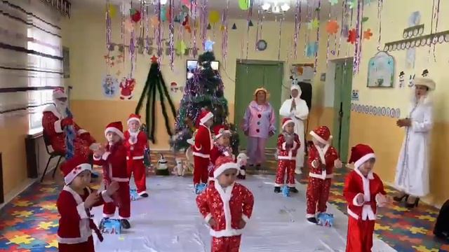 Жаңа жыл. Аяз ата би смотреть онлайн